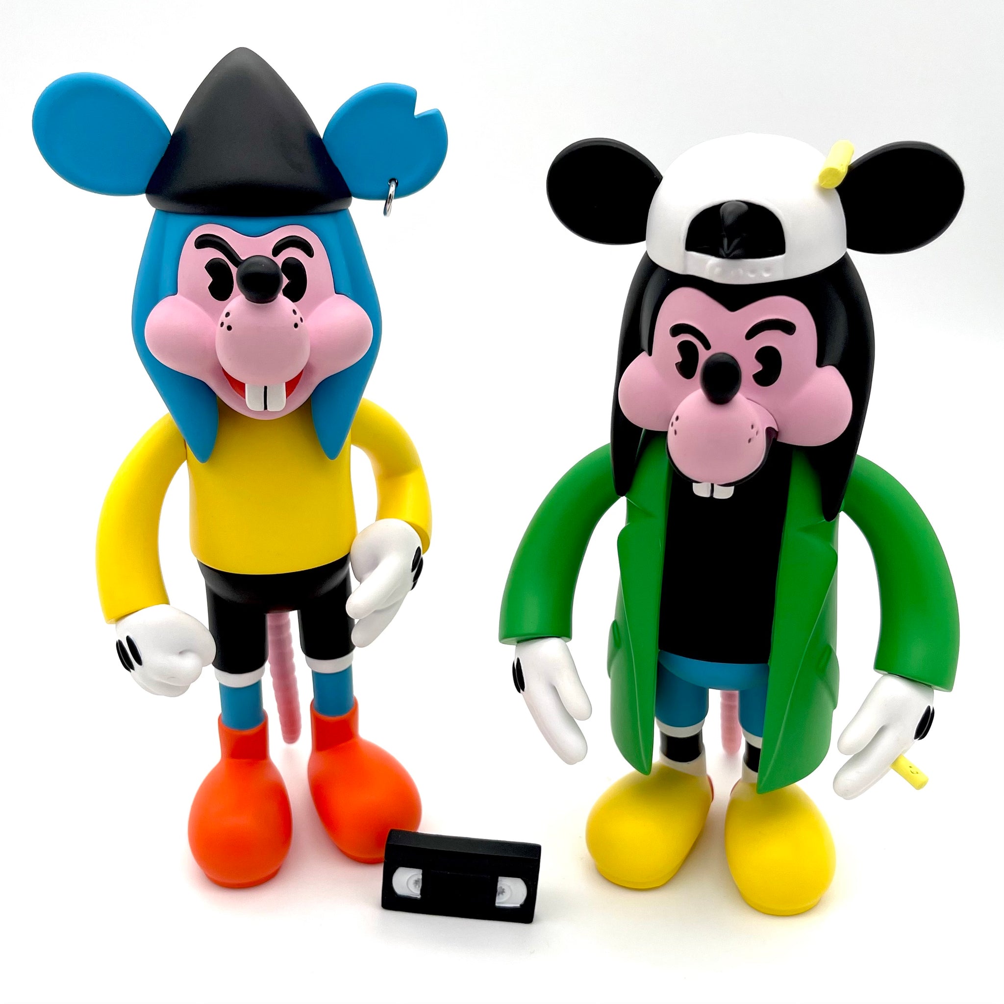 The Blot Says: NYCC 2022 Exclusive MallRats Tenacious Blue Edition Vinyl  Figures by Chogrin x Tenacious Toys x UVD Toys